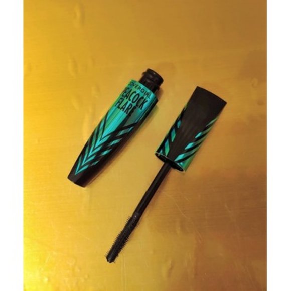 Cover Girl Peacock Flare Mascara Extreme Black - Picture 1 of 3